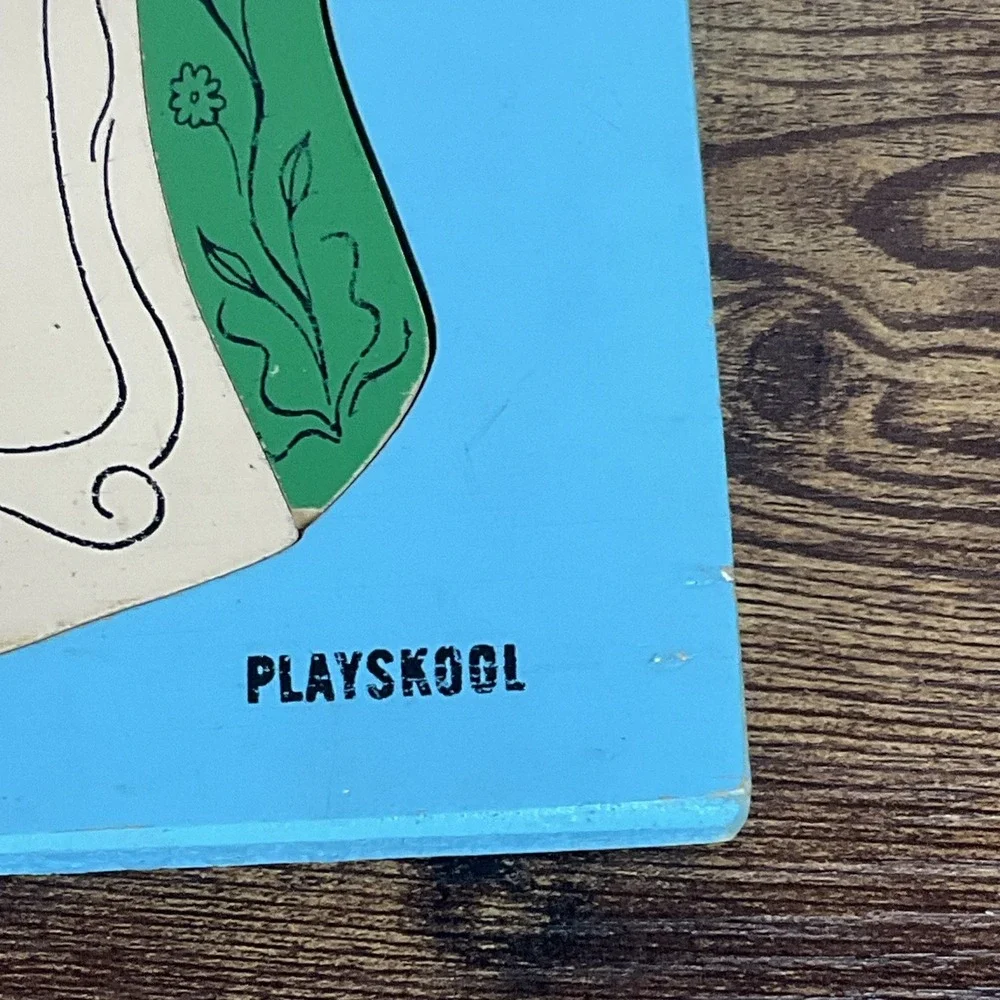 Vintage Playskool Hickory Dickory Dock Nursery Rhyme Wooden Puzzle Tray 6 44B